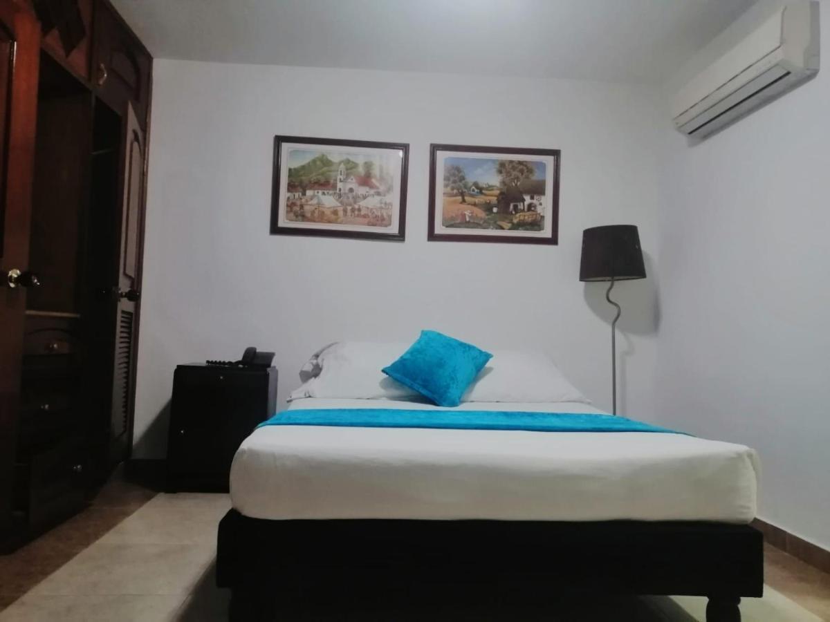 Hotel Cali Ngoại thất bức ảnh