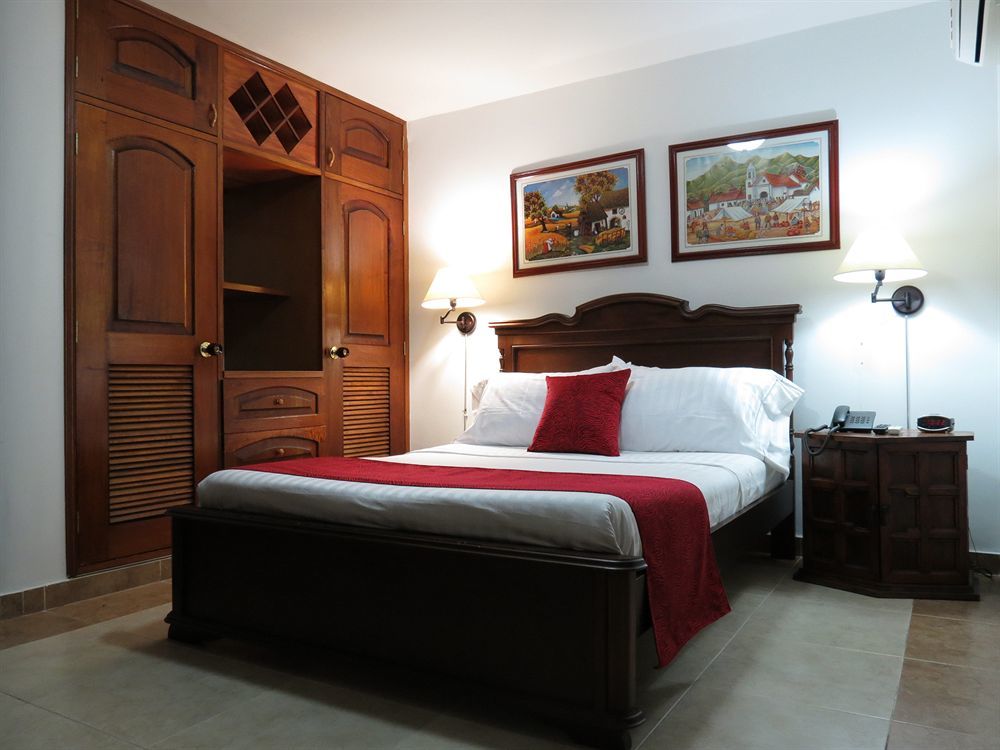 Hotel Cali Ngoại thất bức ảnh